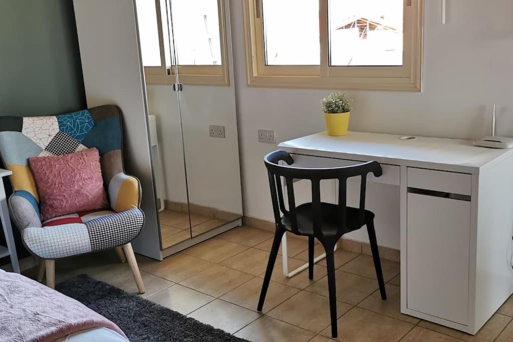 Pretty And Quiet Studio, With Wifi And Parking Lemesos Exteriér fotografie